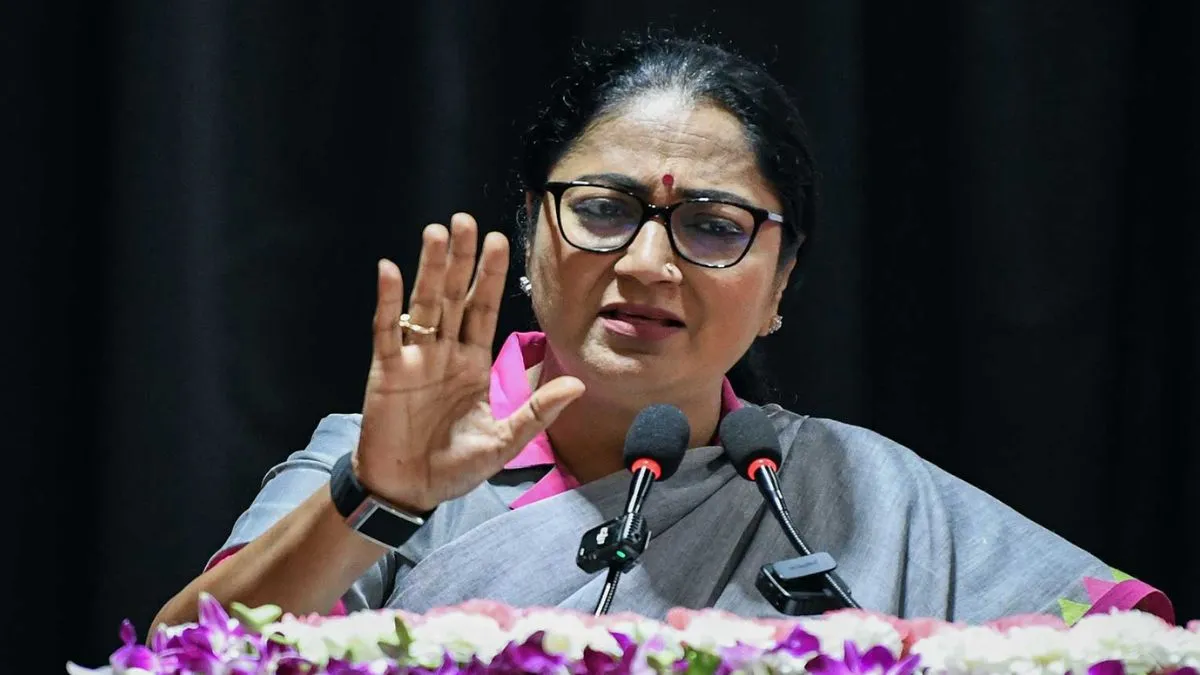 “I took my last selfie with the garbage mountain:” CM Rekha Gupta vows to make Delhi free of garbage mountain in the city