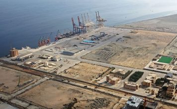 Pakistan, China vow to boost CPEC construction, promote ties