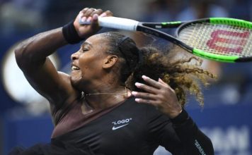 Serena defeats Venus to advance to US Open 4th round