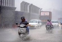 Incessant rains lash parts of Delhi-NCR, lead to waterlogging
