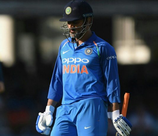 Sad Dhoni’s 10000 missile fails