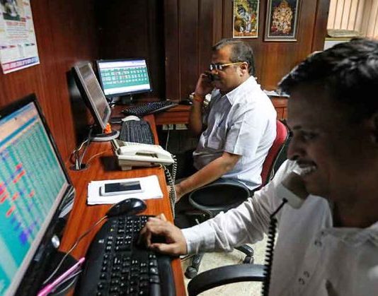 Sensex bounces 321 points in early trade on positive Asian cues