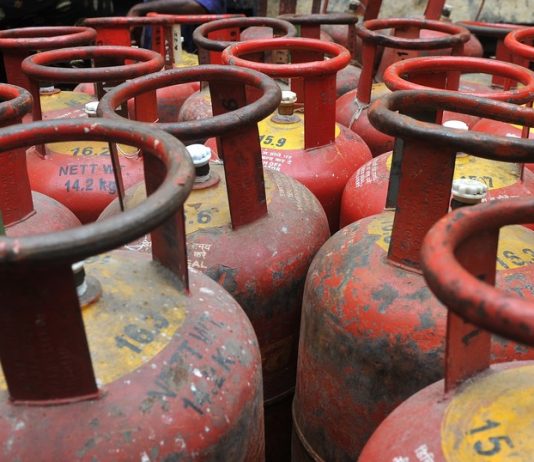 LPG price hiked after rise in dealers’ commission