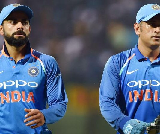 Kohli bows before Dhoni, reveals secret why Mahi is not in T20 team