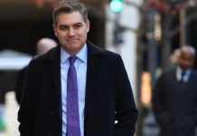 US judge orders White House to restore CNN reporters access