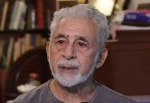 Naseeruddin Shah chased away by right wing protestors