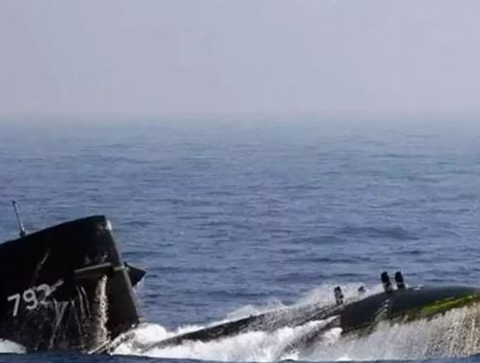 China readies for war, warns India not to do this