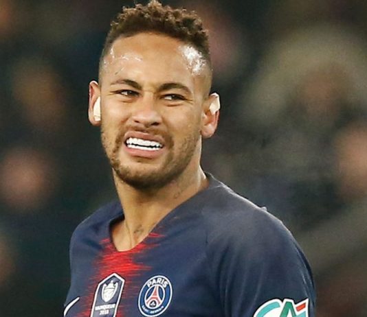 Neymar sidelined for ten weeks with foot injury