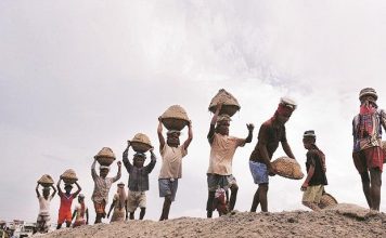 44 labour laws will be cut to 4 as Modi wants investors