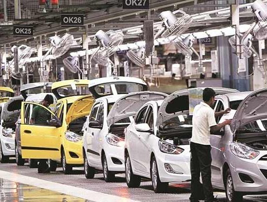 Auto sector cuts losses, as govt schemes, discounts attract buyers
