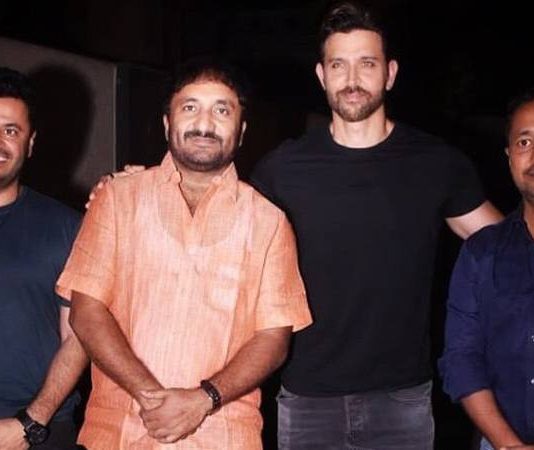 Hrithik Roshan celebrates ‘Super 30’ success with Anand Kumar