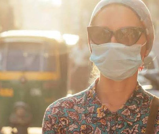 Know how Vitamin C helps protect your skin against pollution