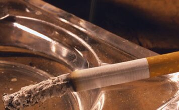 Smoking linked to bleeding in the brain: Study