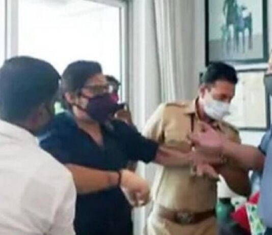 Maharashtra Police arrest veteran TV anchor Arnab Goswami in connection with old case