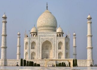 Footfall of tourists to Taj Mahal dropped by 76% in 2020