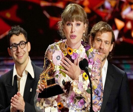 63rd Grammy Awards: Beyonce and Taylor Swift create history, see all the winners