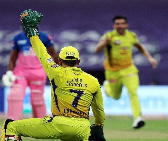 We should have scored more runs, says Dhoni after comprehensive win over RR