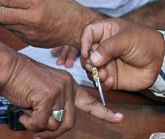 WB-Assam 2nd Phase Voting LIVE : 21.71% and 29.27% voter turnout recorded till 11.17 am in Assam and West Bengal