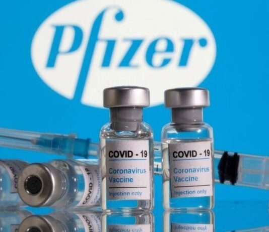 US warns Pfizer, Moderna COVID-19 vaccine recipients to watch for enlarged heart symptoms