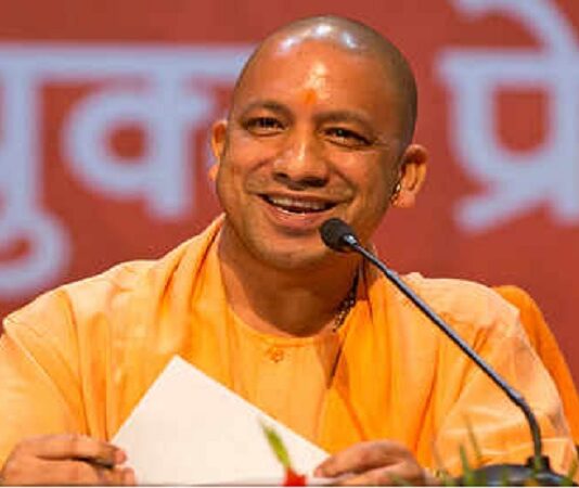 Uttar Pradesh lifts COVID-imposed curfew from all districts, Night curfew to continue from 7pm to 7am