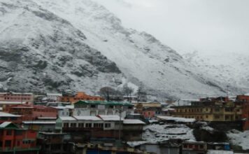 Uttarakhand CM orders 50% occupancy capping in hotels amid tourists’ rush