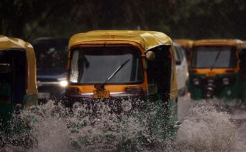 Rain in Delhi-NCR: Heavy rainfall leads to waterlogging in National Capital, traffic movement affected
