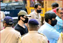 Aryan Khan Arrested: Hansal Mehta extends support to Shah Rukh Khan amid son’s arrest