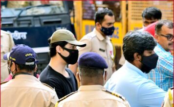 Aryan Khan Arrested: Hansal Mehta extends support to Shah Rukh Khan amid son’s arrest