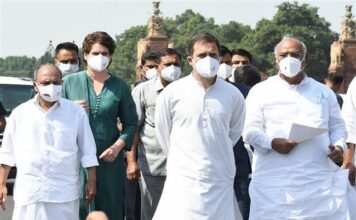 Congress delegation meets President Ram Nath Kovind over Lakhimpur Kheri incident
