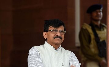 Delhi: FIR registered against Sanjay Raut for allegedly making objectionable remark against female BJP workers