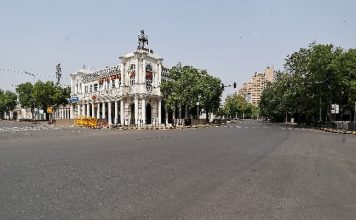Decline in COVID-19 cases: Delhi govt recommends ending weekend curfews, odd-even system in markets