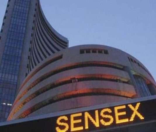 Sensex crashes 1707 points, oil soars past $100 a barrel as Russia attacks Ukraine
