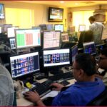 Sensex dips 425 points; IT, infra, banking stocks slump