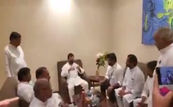 ‘Kya bolna hai’: Rahul Gandhi at party meet before Telangana rally, VIDEO surfaces
