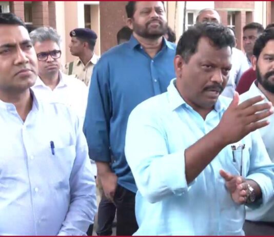 8 Goa Congress MLAs join BJP: ‘Congress chhodo, BJP ko jodo,’ says former Congress MLA, Michael Lobo