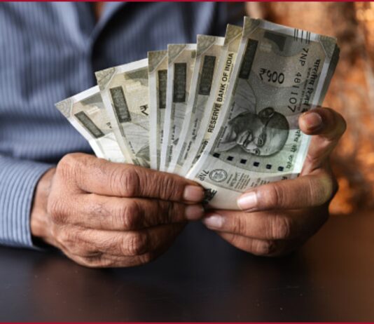 No let-up in Rupee depreciation; touches another lifetime low