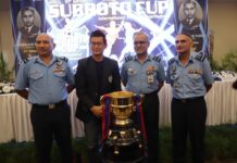 Subroto Cup 2022: Bhaichung Bhutia unveils kit, official ball, trophy