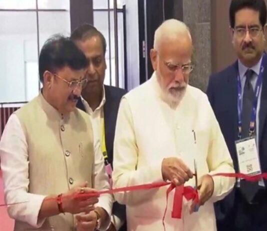PM Modi launches 5G services at 6th India Mobile Congress