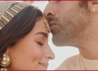 Kiss Day 2023: From Cheek Kiss, Forehead Kiss, Neck Kiss to French Kiss and more-Here is what it means