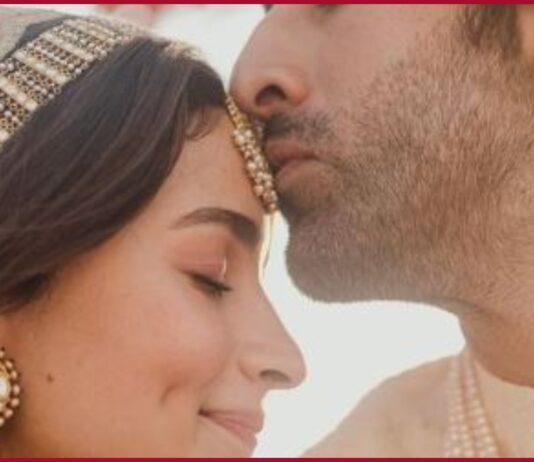 Kiss Day 2023: From Cheek Kiss, Forehead Kiss, Neck Kiss to French Kiss and more-Here is what it means