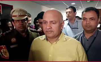 Manish Sisodia Arrested: Delhi Deputy CM approaches Supreme Court against arrest by CBI in liquor policy case