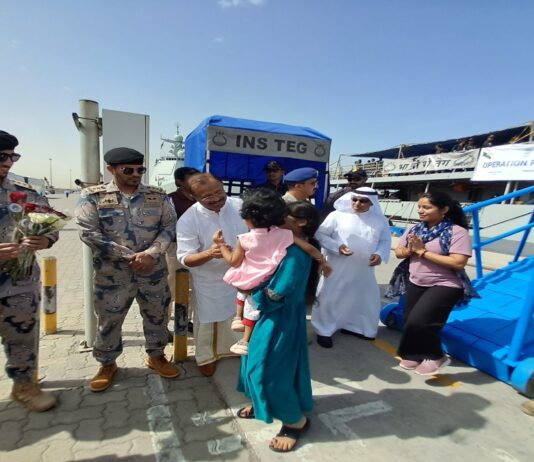Operation Kaveri: 297 more Indians rescued from Sudan, MoS Muraleedharan receives sixth batch at Jeddah