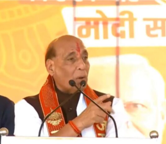 Congress a “sinking ship”….no power can save it: Rajnath Singh in Madhya Pradesh