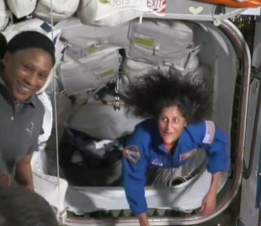 Sunita Williams celebrates arrival at space station in style, Video viral