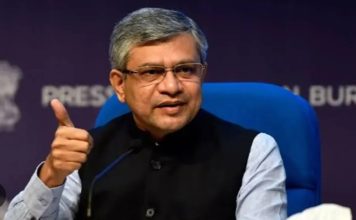 Railway Minister Ashwini Vaishnaw announces 12,500 coaches for festive season