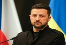 “Right moment to end the war, time to pressure Russia”: Zelenskyy tells Macron