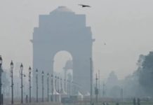 Delhi wakes up to chilly morning as AQI improves; Republic Day rehearsals continue