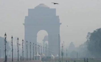 Delhi wakes up to chilly morning as AQI improves; Republic Day rehearsals continue