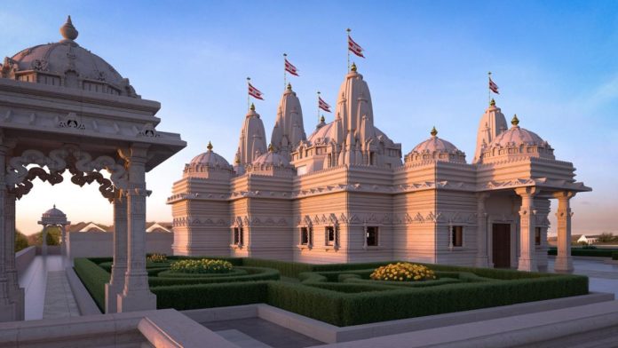 First-Traditional-Hindu-Mandir-in-France-6-1