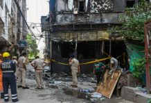 “People were hitting glass windows with whatever they had”: Local resident recalls ‘harrowing’ Malviya Nagar fire tragedy